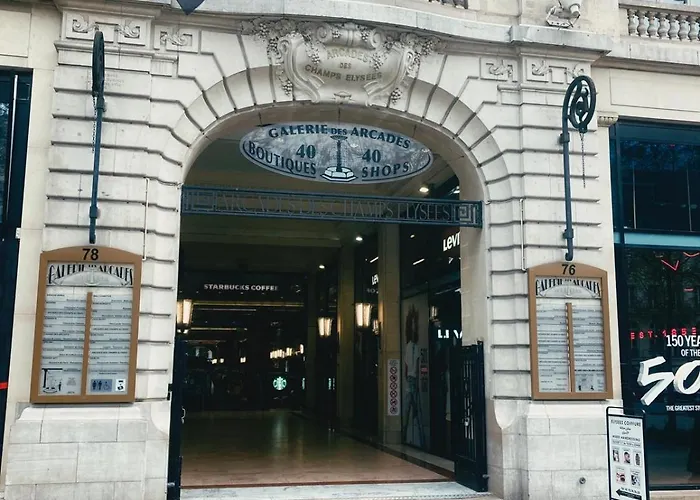 Arc De Triomphe 公寓